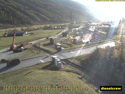 Oberwald: Blick zu den Bahnhöfen der Dampfbahn Furka-Bergstrecke und der Matterhorn-Gotthard-Bahn