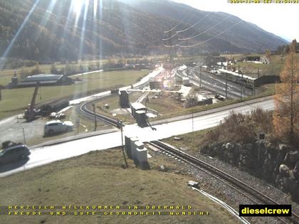 Oberwald: Blick zu den Bahnhöfen der Dampfbahn Furka-Bergstrecke und der Matterhorn-Gotthard-Bahn