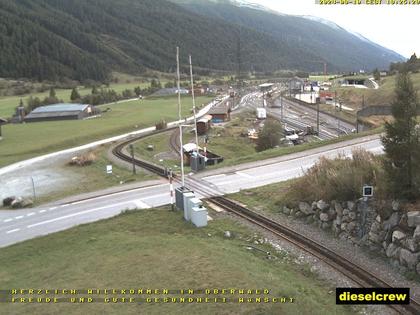 Oberwald: Blick zu den Bahnhöfen der Dampfbahn Furka-Bergstrecke und der Matterhorn-Gotthard-Bahn