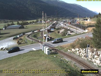 Oberwald: Blick zu den Bahnhöfen der Dampfbahn Furka-Bergstrecke und der Matterhorn-Gotthard-Bahn