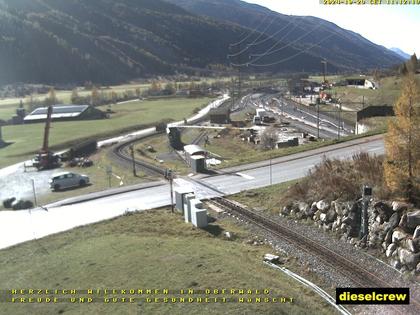 Oberwald: Blick zu den Bahnhöfen der Dampfbahn Furka-Bergstrecke und der Matterhorn-Gotthard-Bahn