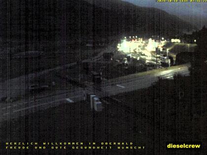 Oberwald: Blick zu den Bahnhöfen der Dampfbahn Furka-Bergstrecke und der Matterhorn-Gotthard-Bahn