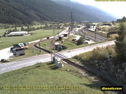 Oberwald: Blick zu den Bahnhöfen der Dampfbahn Furka-Bergstrecke und der Matterhorn-Gotthard-Bahn