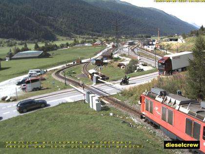 Oberwald: Blick zu den Bahnhöfen der Dampfbahn Furka-Bergstrecke und der Matterhorn-Gotthard-Bahn