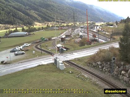 Oberwald: Blick zu den Bahnhöfen der Dampfbahn Furka-Bergstrecke und der Matterhorn-Gotthard-Bahn