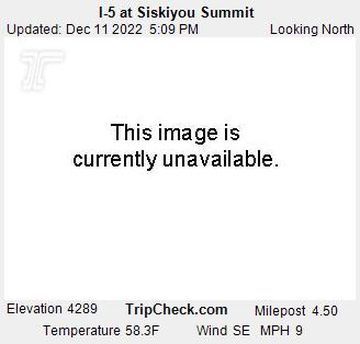 Traffic Cam Ashland: I-5 at Siskiyou Summit