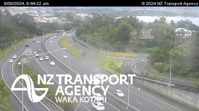 Upper Harbour › West: SH18 Tauhinu Rd Overbridge