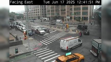 Traffic Cam New York: Sands Street @ Brooklyn Bridge Entrance