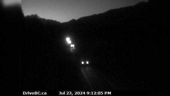 Traffic Cam Elko › North: Hwy 3, about 10km south of Fernie at Morrissey Jct, looking north