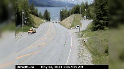 Daylight webcam view from Trout Lake › North: Hwy 23, near the Upper Arrow Lake ferry landing at Galena Bay, about 4