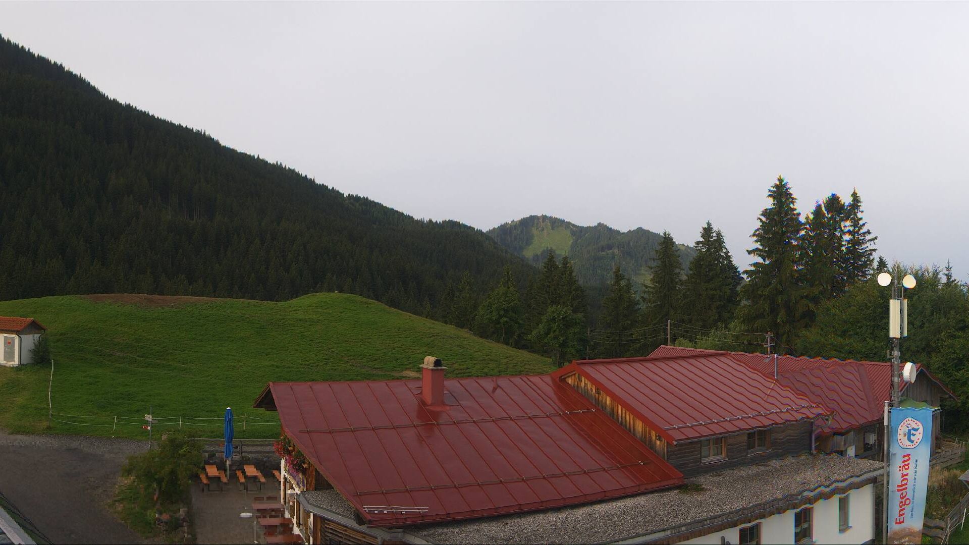 Traffic Cam Nesselwang: Alpspitzbahn Mittelstation