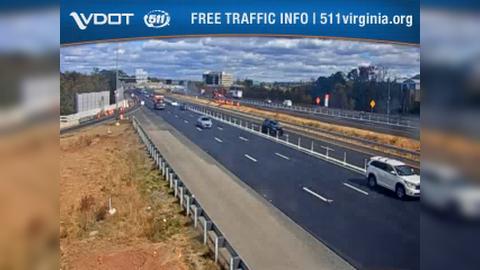 Traffic Cam Centre Heights: I-66 - MM 52.2 - WB