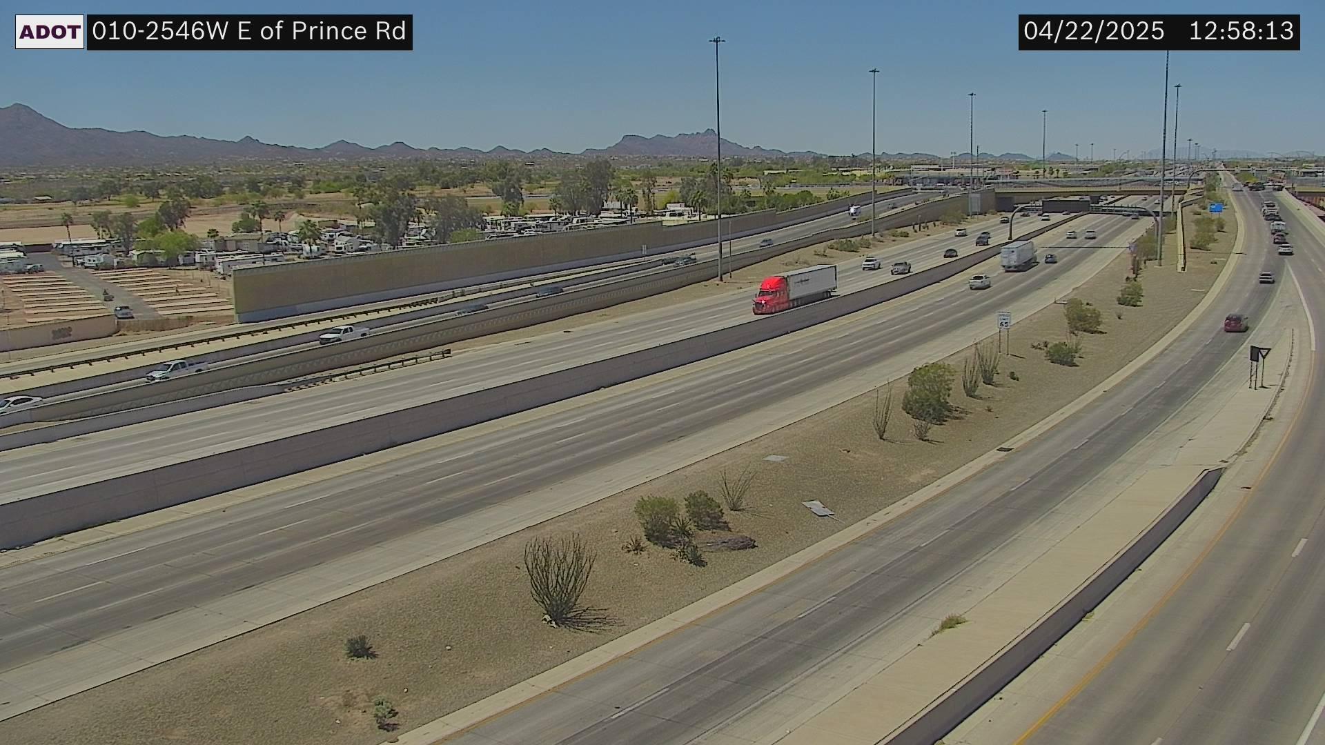 Traffic Cam Flowing Wells › West: I-10 WB 254.63 @S of Prince