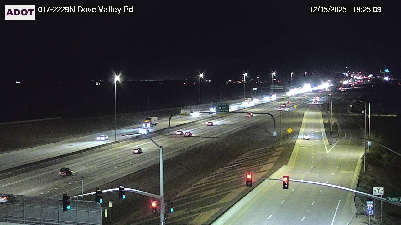Traffic Cam North Gateway › North: I-17 NB 222.93 @Dove Valley