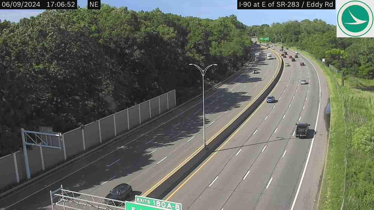 Traffic Cam East Cleveland: I-90 at E of SR-283 - Eddy Rd