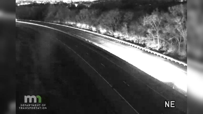 Traffic Cam Mendota Heights: I-35E SB S of T.H.13