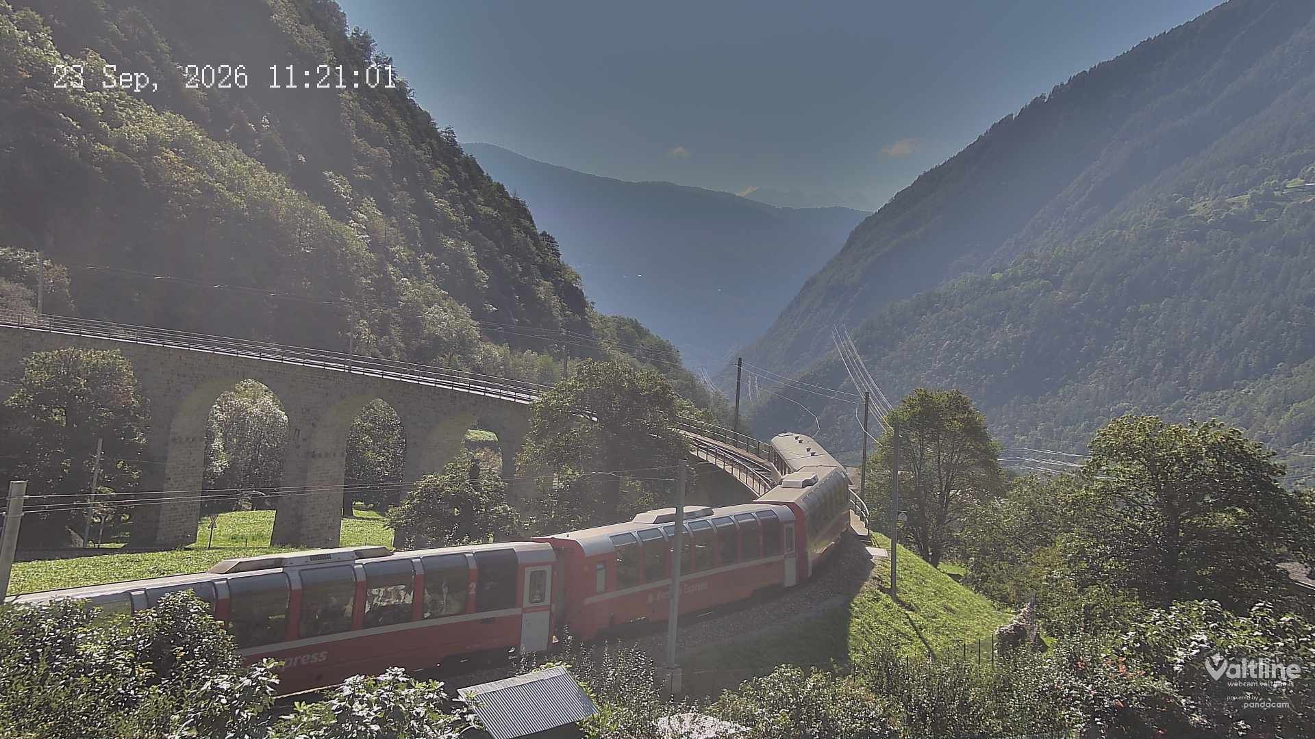 Brusio: Li Canvi: Webcam Trenino Rosso - Bernina Express in Valposchiavo