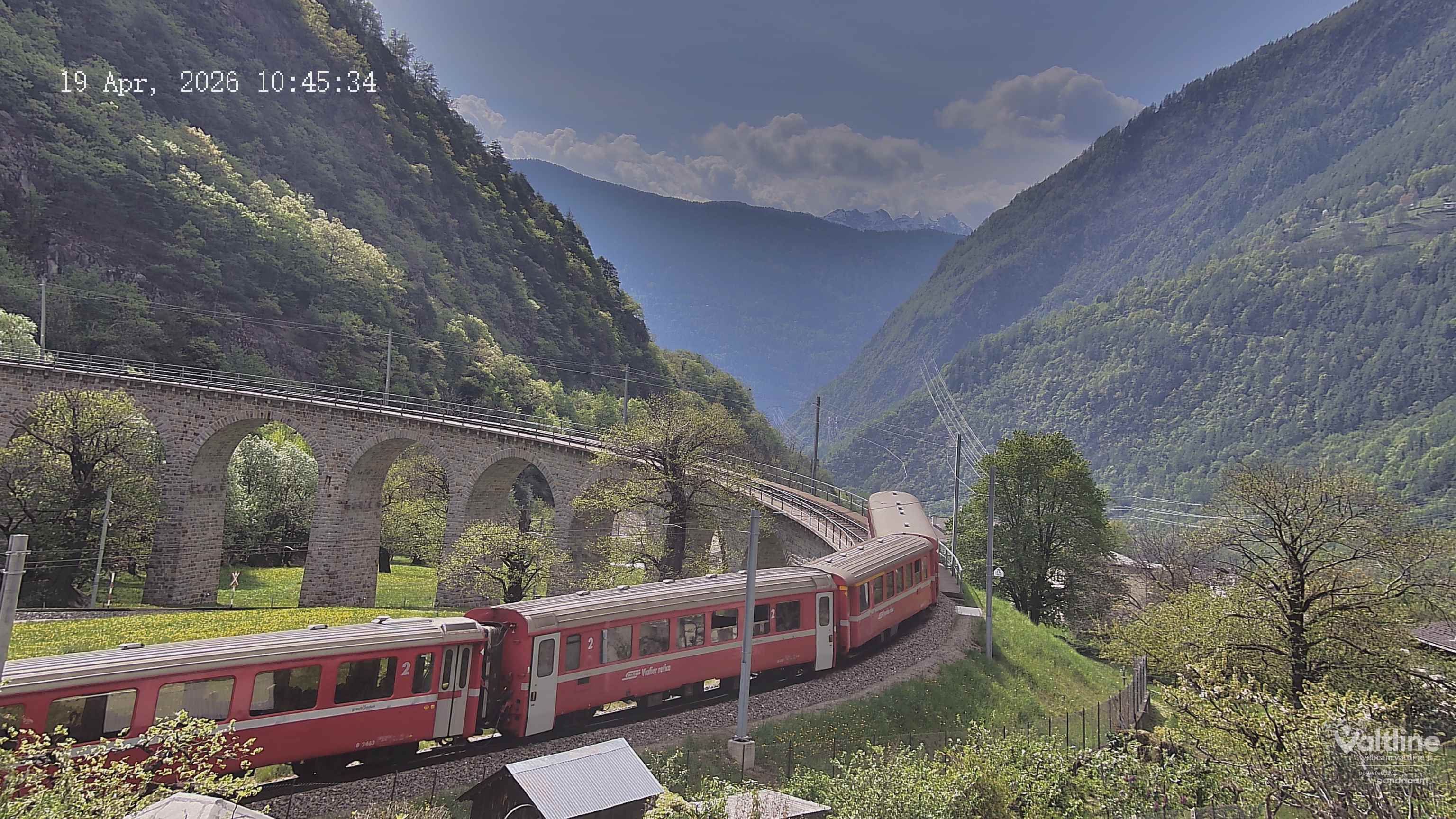 Brusio: Li Canvi: Webcam Trenino Rosso - Bernina Express in Valposchiavo