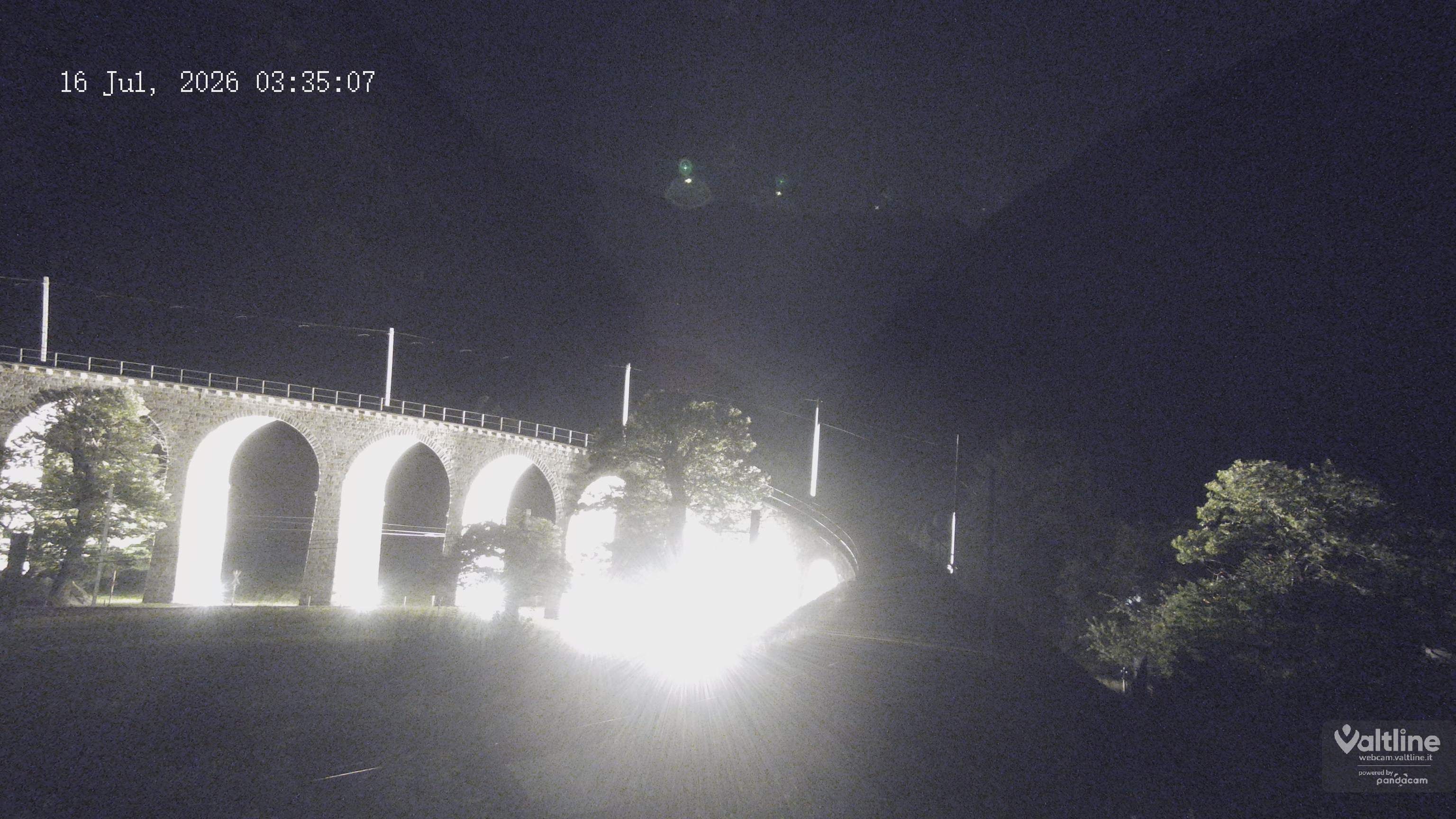Brusio: Li Canvi: Webcam Trenino Rosso - Bernina Express in Valposchiavo