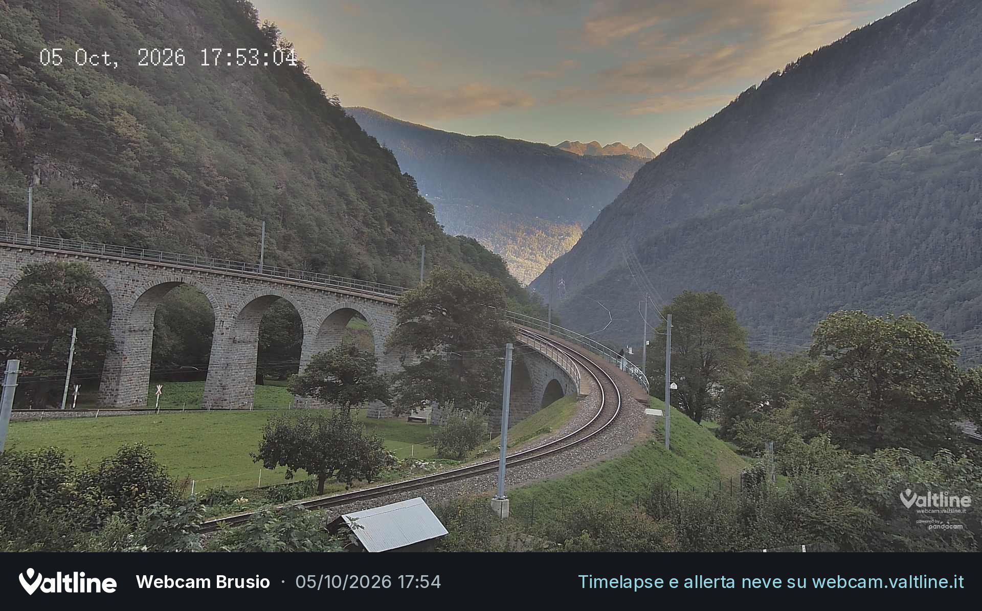 Brusio: Li Canvi: Webcam Trenino Rosso - Bernina Express in Valposchiavo
