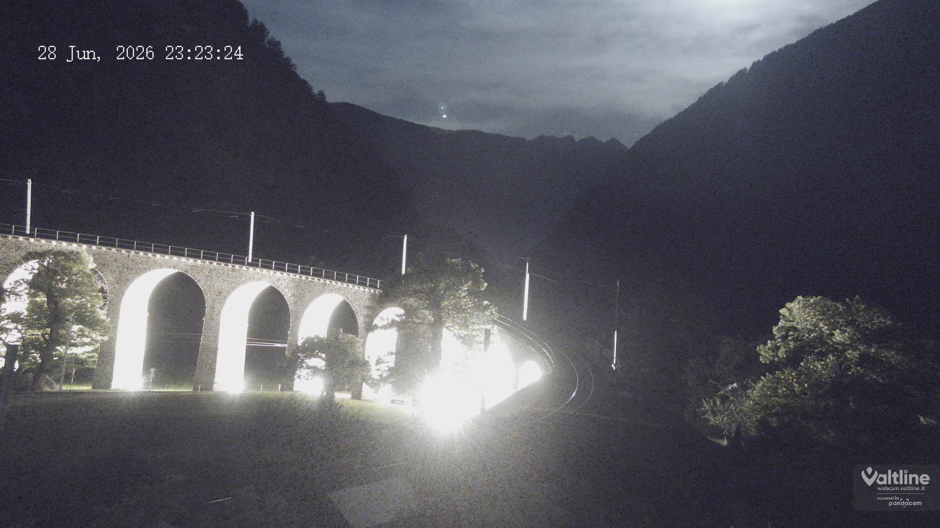 Brusio: Li Canvi: Webcam Trenino Rosso - Bernina Express in Valposchiavo