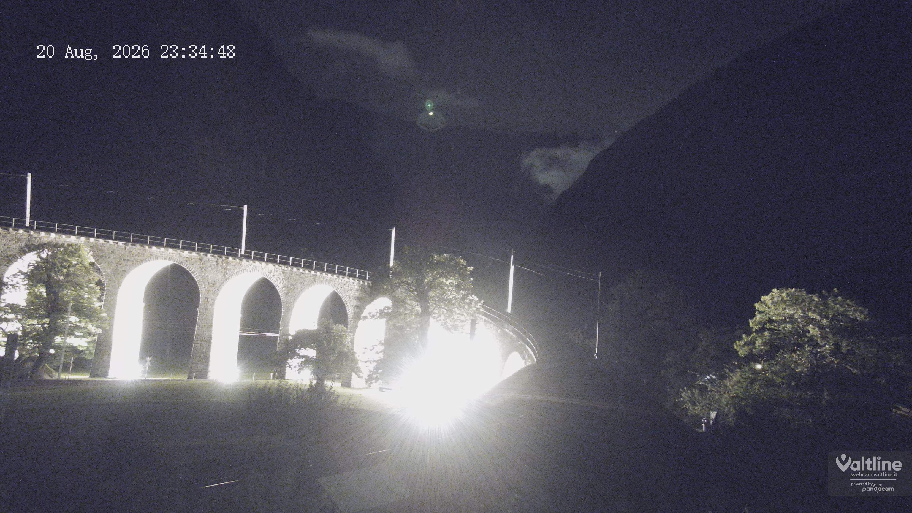 Brusio: Li Canvi: Webcam Trenino Rosso - Bernina Express in Valposchiavo