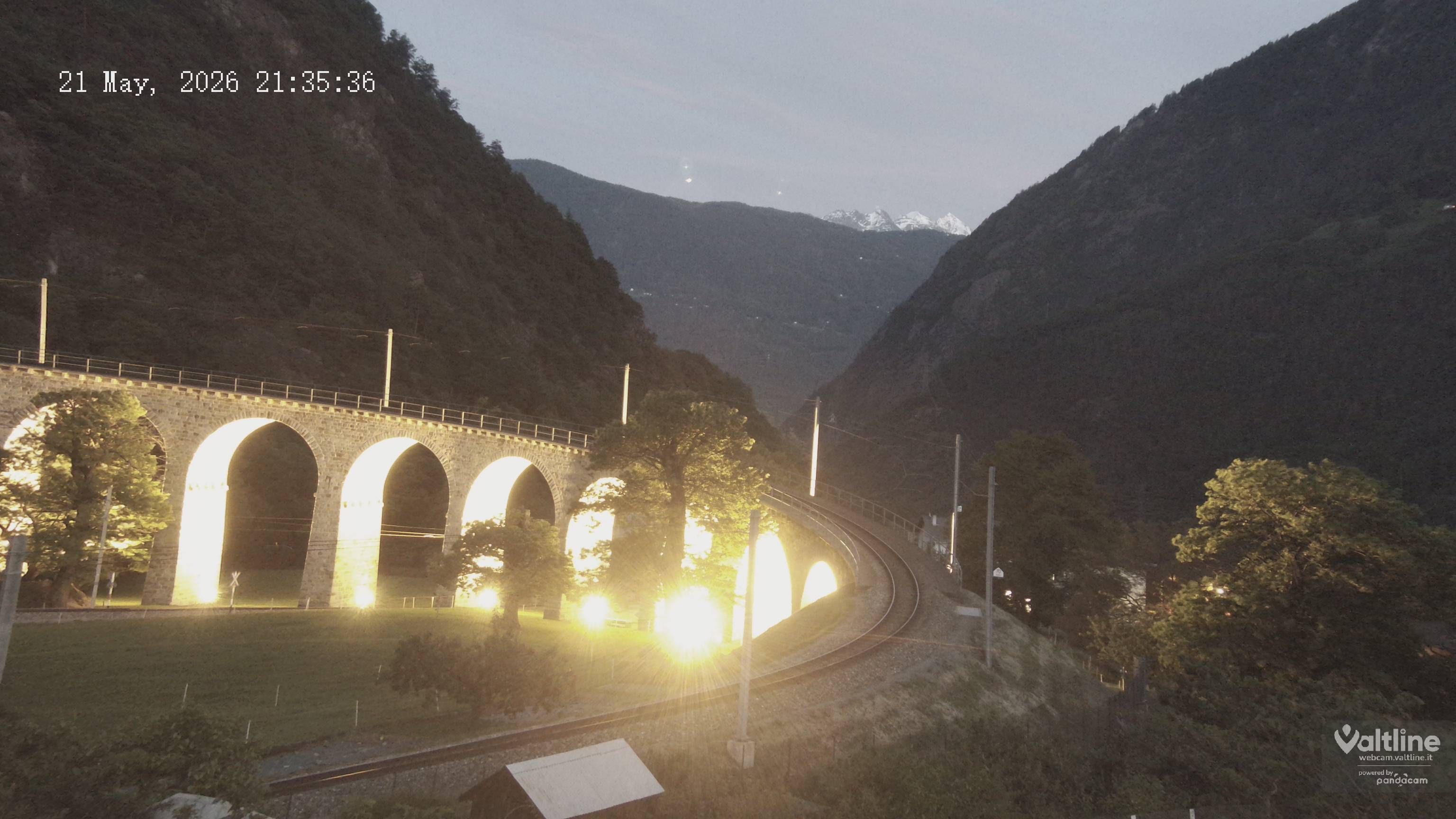 Brusio: Li Canvi: Webcam Trenino Rosso - Bernina Express in Valposchiavo