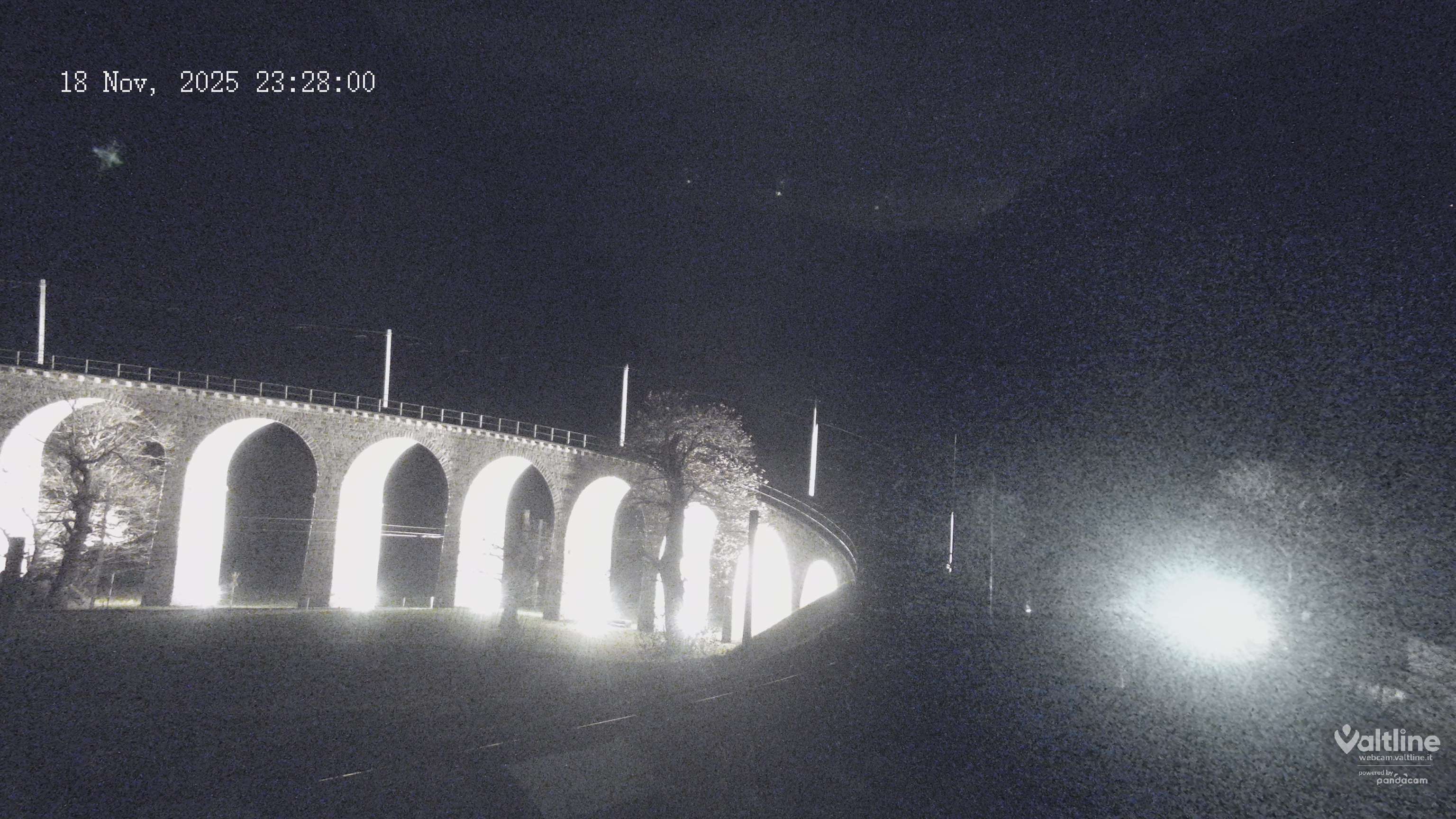 Brusio: Li Canvi: Webcam Trenino Rosso - Bernina Express in Valposchiavo