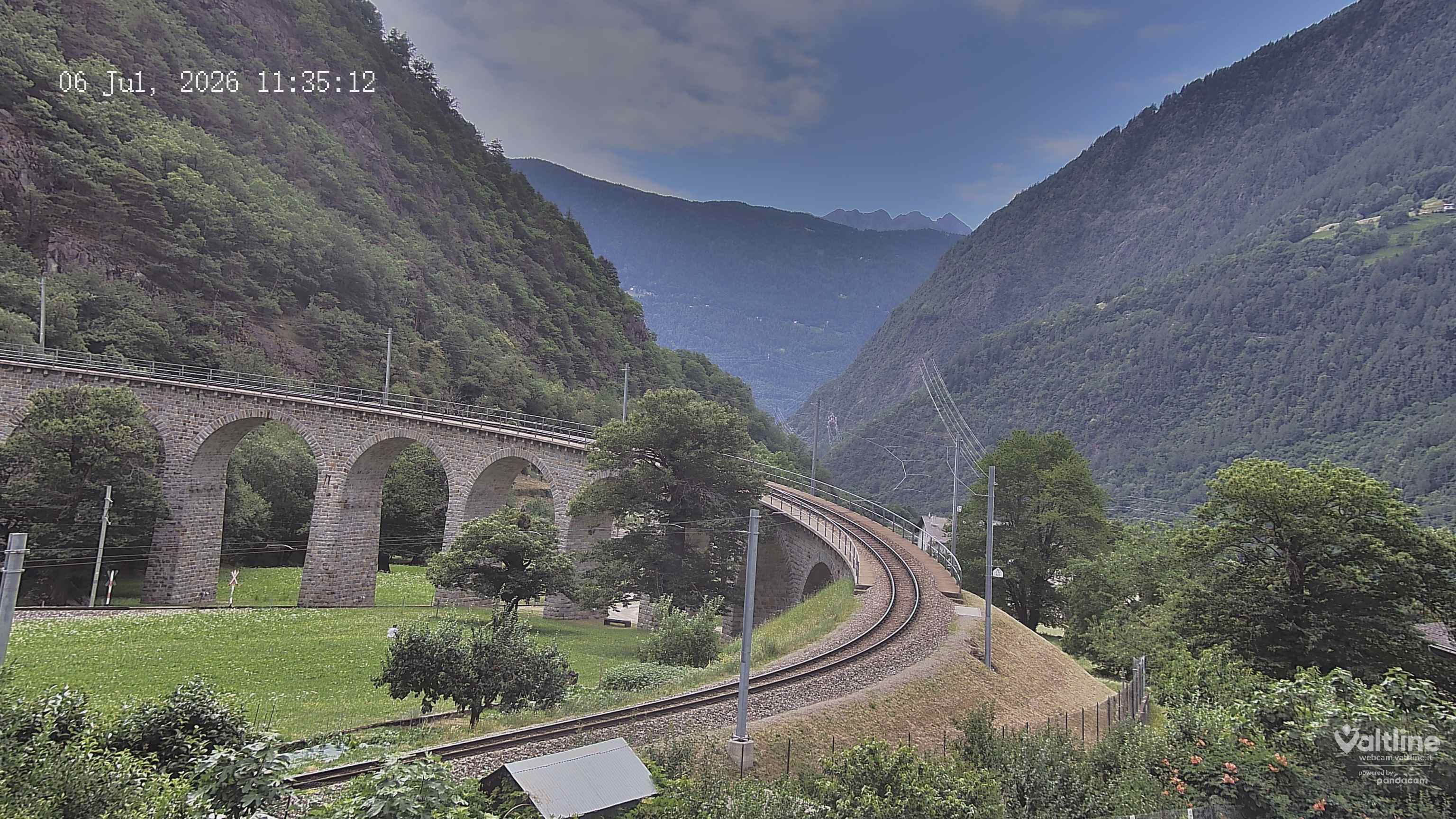 Brusio: Li Canvi: Webcam Trenino Rosso - Bernina Express in Valposchiavo