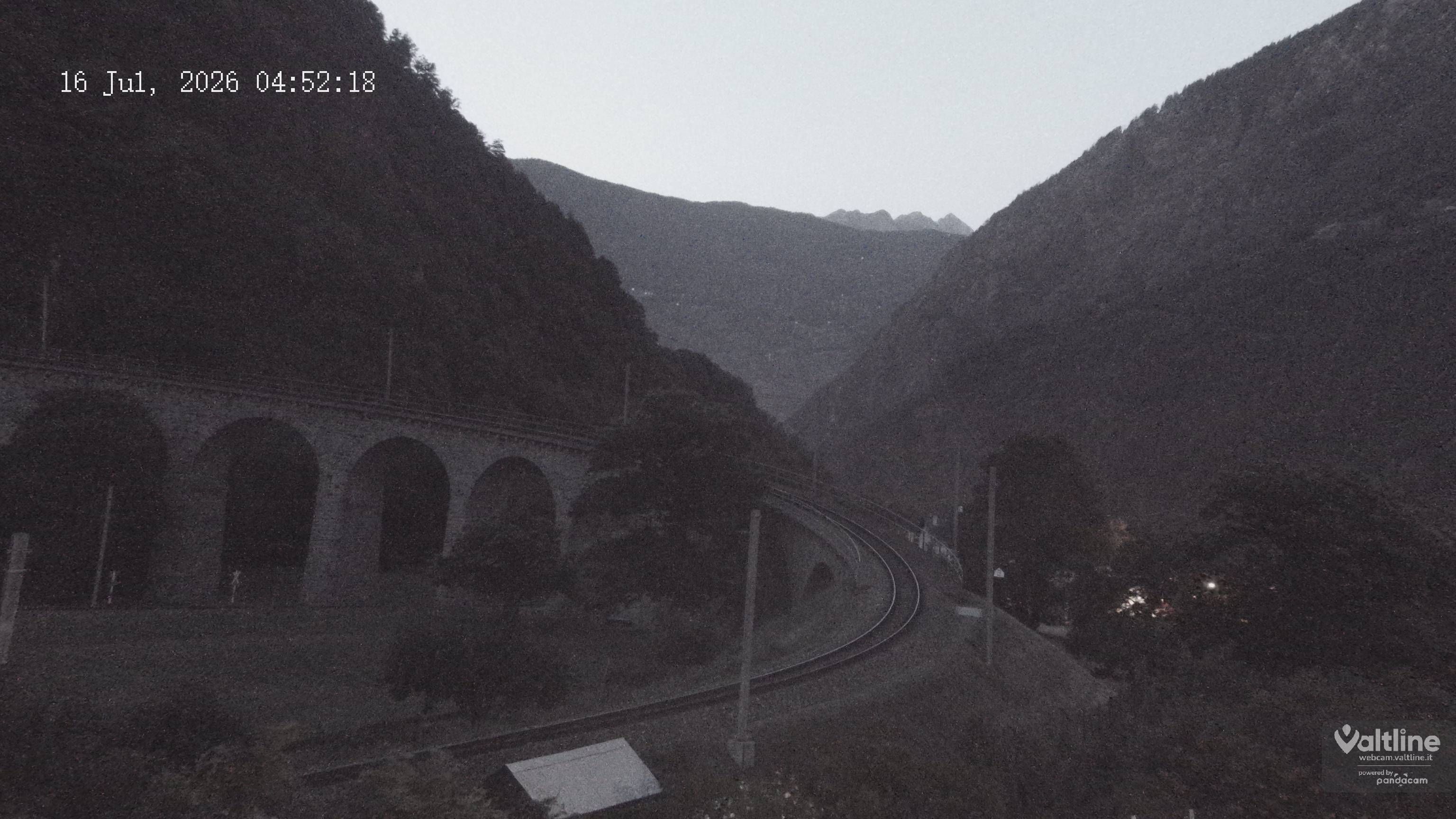 Brusio: Li Canvi: Webcam Trenino Rosso - Bernina Express in Valposchiavo