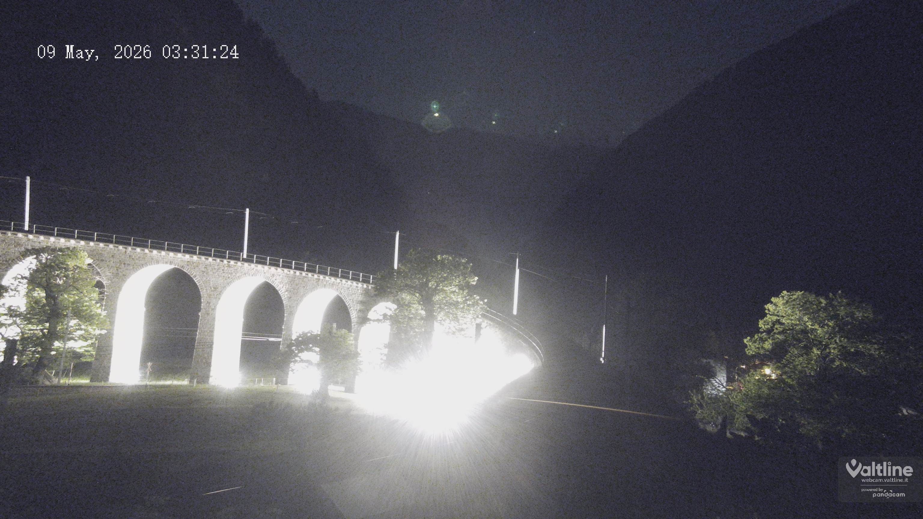 Brusio: Li Canvi: Webcam Trenino Rosso - Bernina Express in Valposchiavo