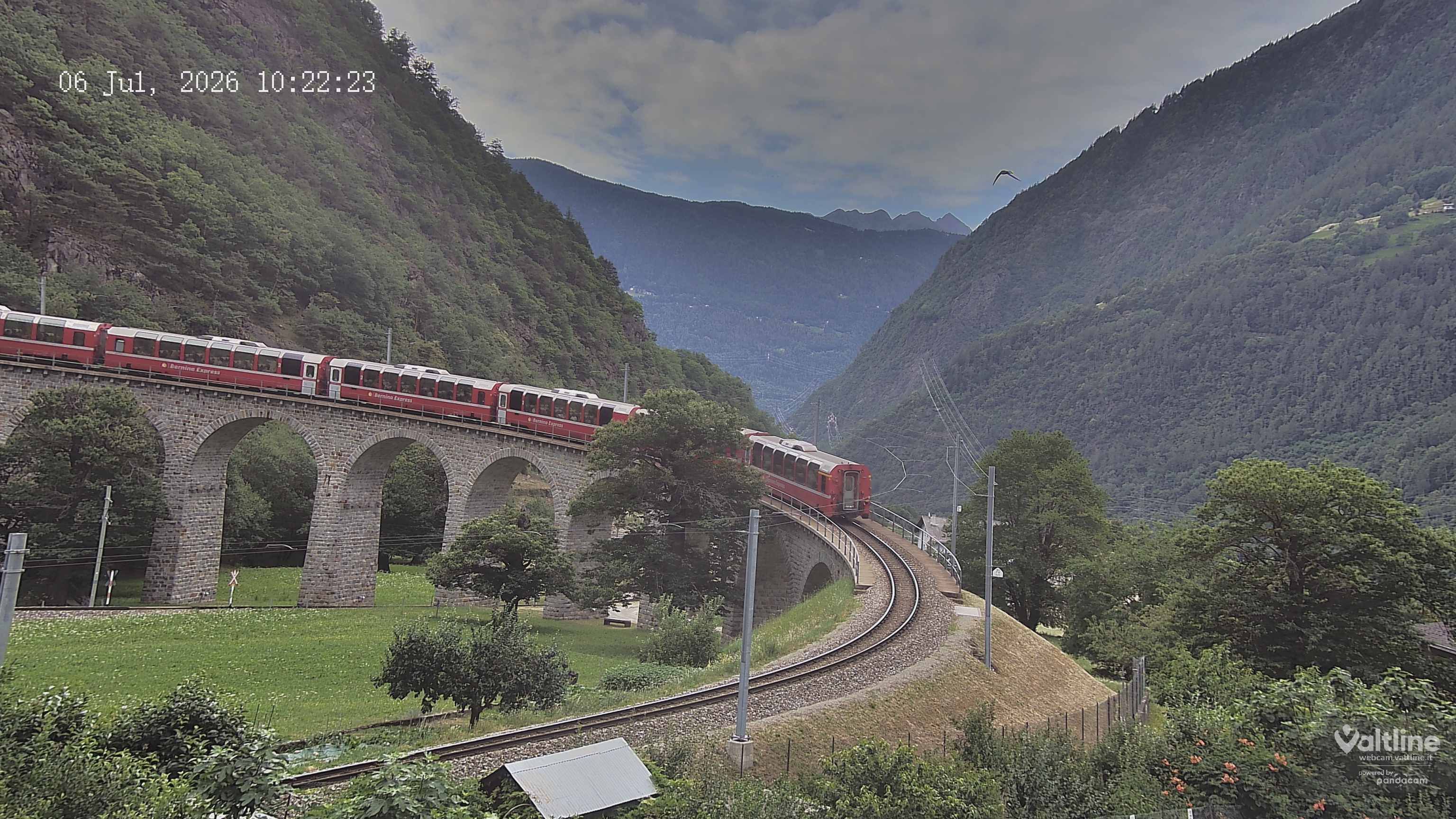 Brusio: Li Canvi: Webcam Trenino Rosso - Bernina Express in Valposchiavo