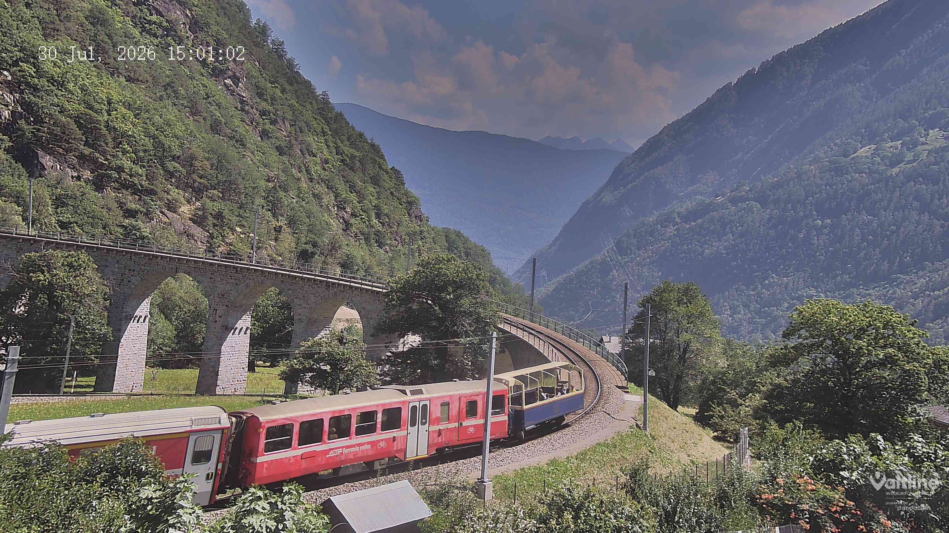 Brusio: Li Canvi: Webcam Trenino Rosso - Bernina Express in Valposchiavo