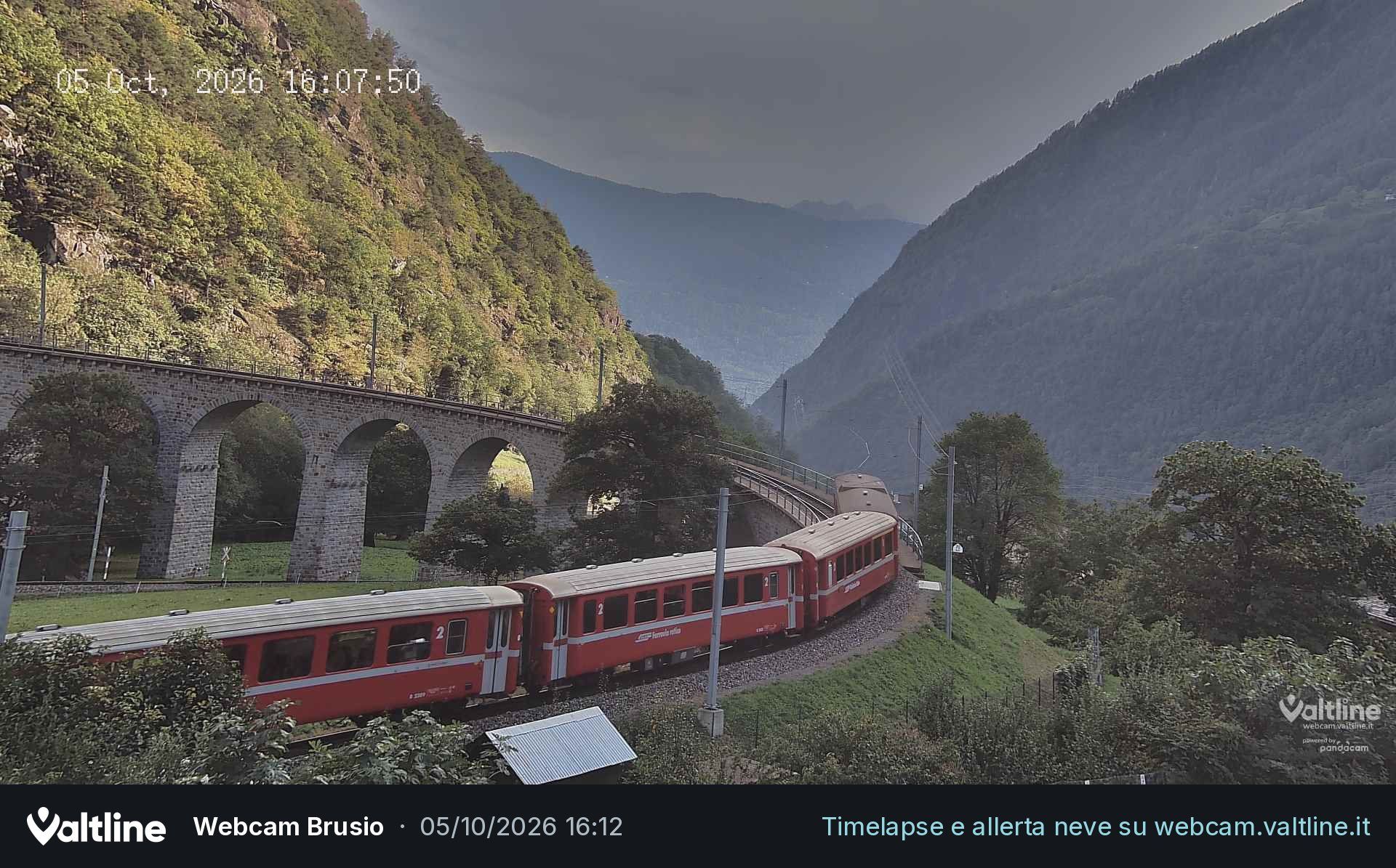 Brusio: Li Canvi: Webcam Trenino Rosso - Bernina Express in Valposchiavo