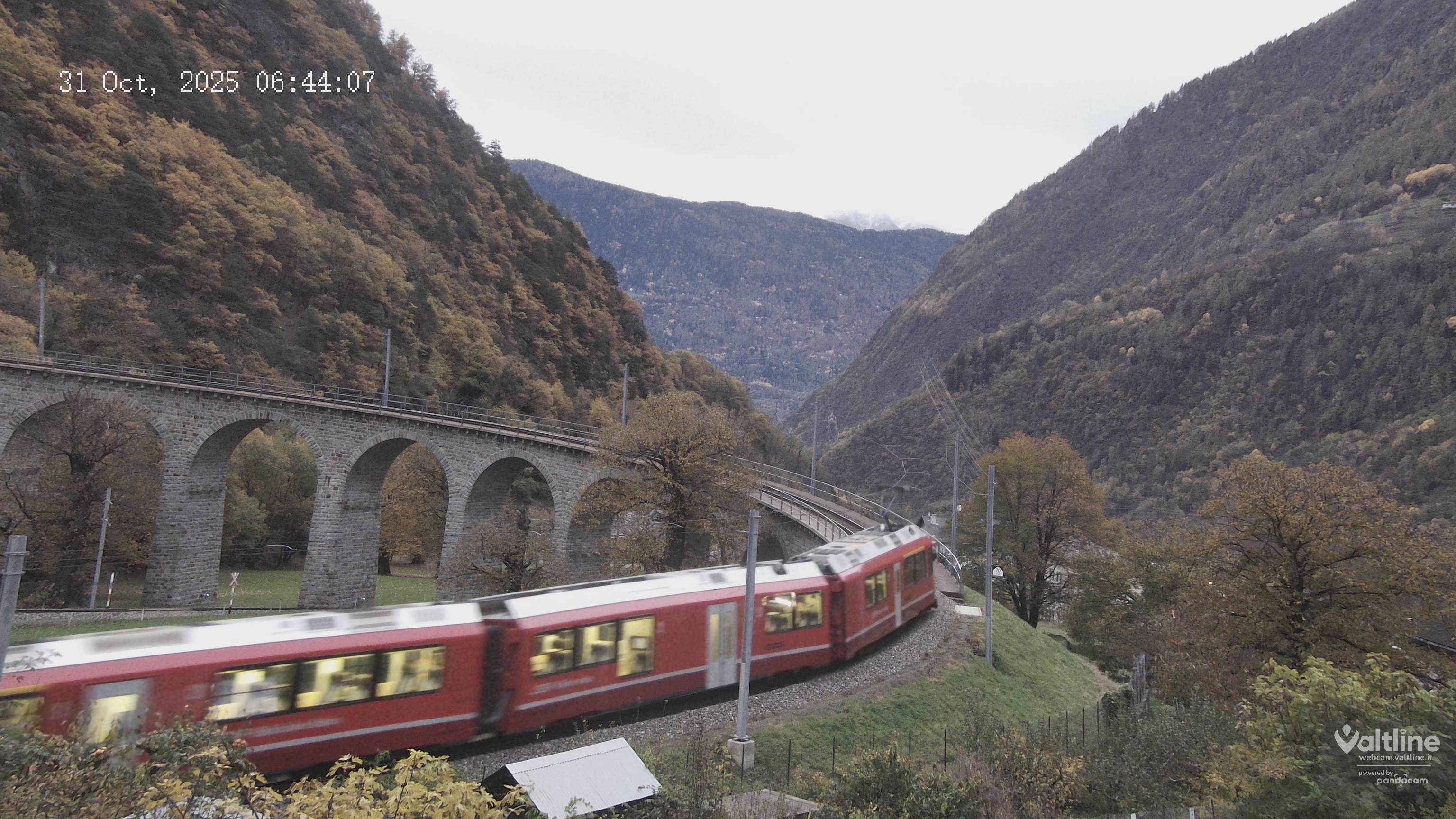 Li Canvi: Webcam Trenino Rosso - Bernina Express in Valposchiavo