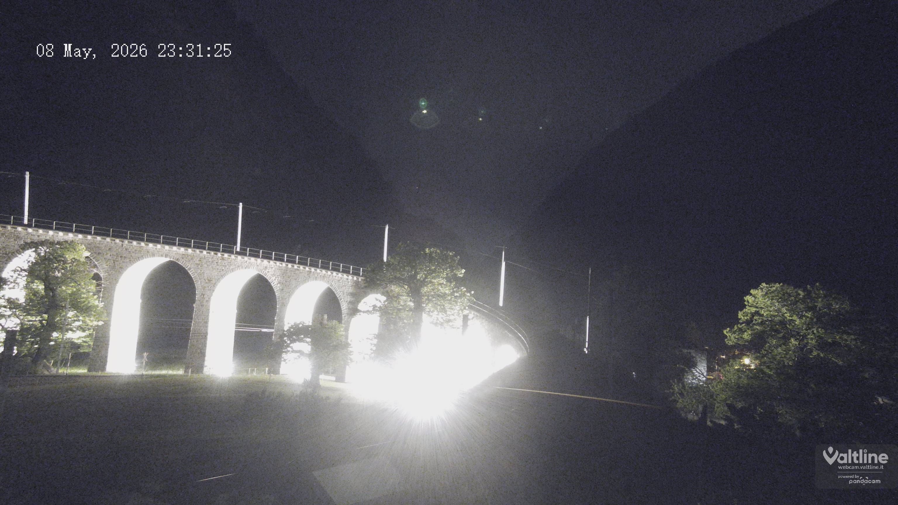 Brusio: Li Canvi: Webcam Trenino Rosso - Bernina Express in Valposchiavo