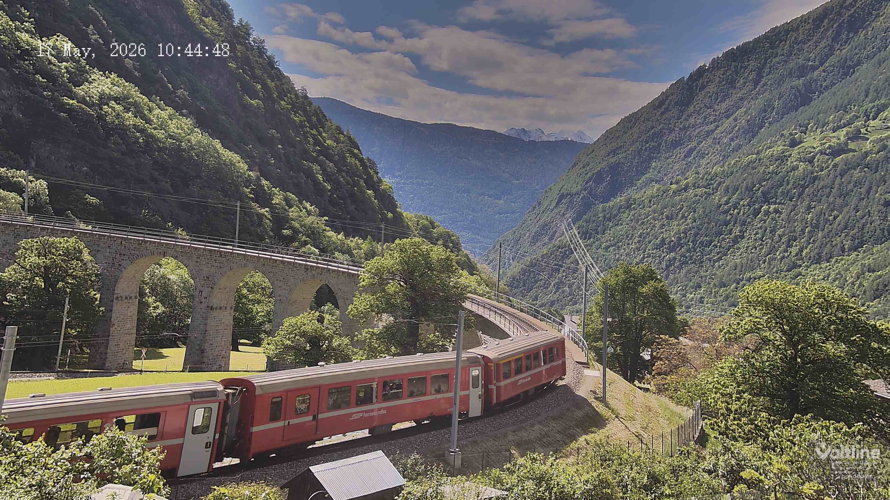 Brusio: Li Canvi: Webcam Trenino Rosso - Bernina Express in Valposchiavo