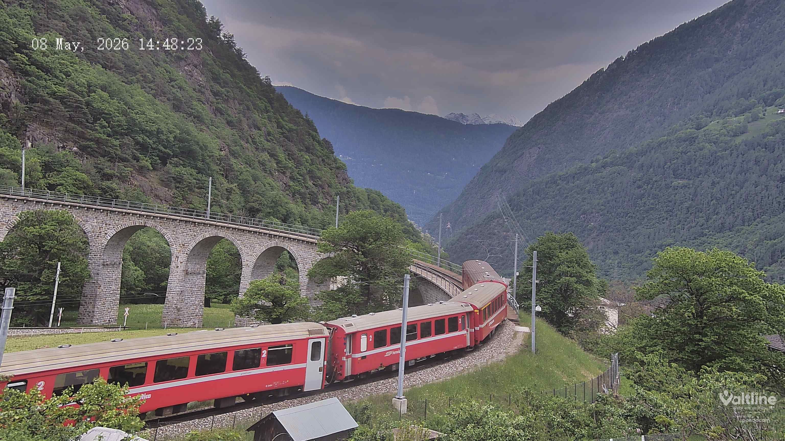 Brusio: Li Canvi: Webcam Trenino Rosso - Bernina Express in Valposchiavo