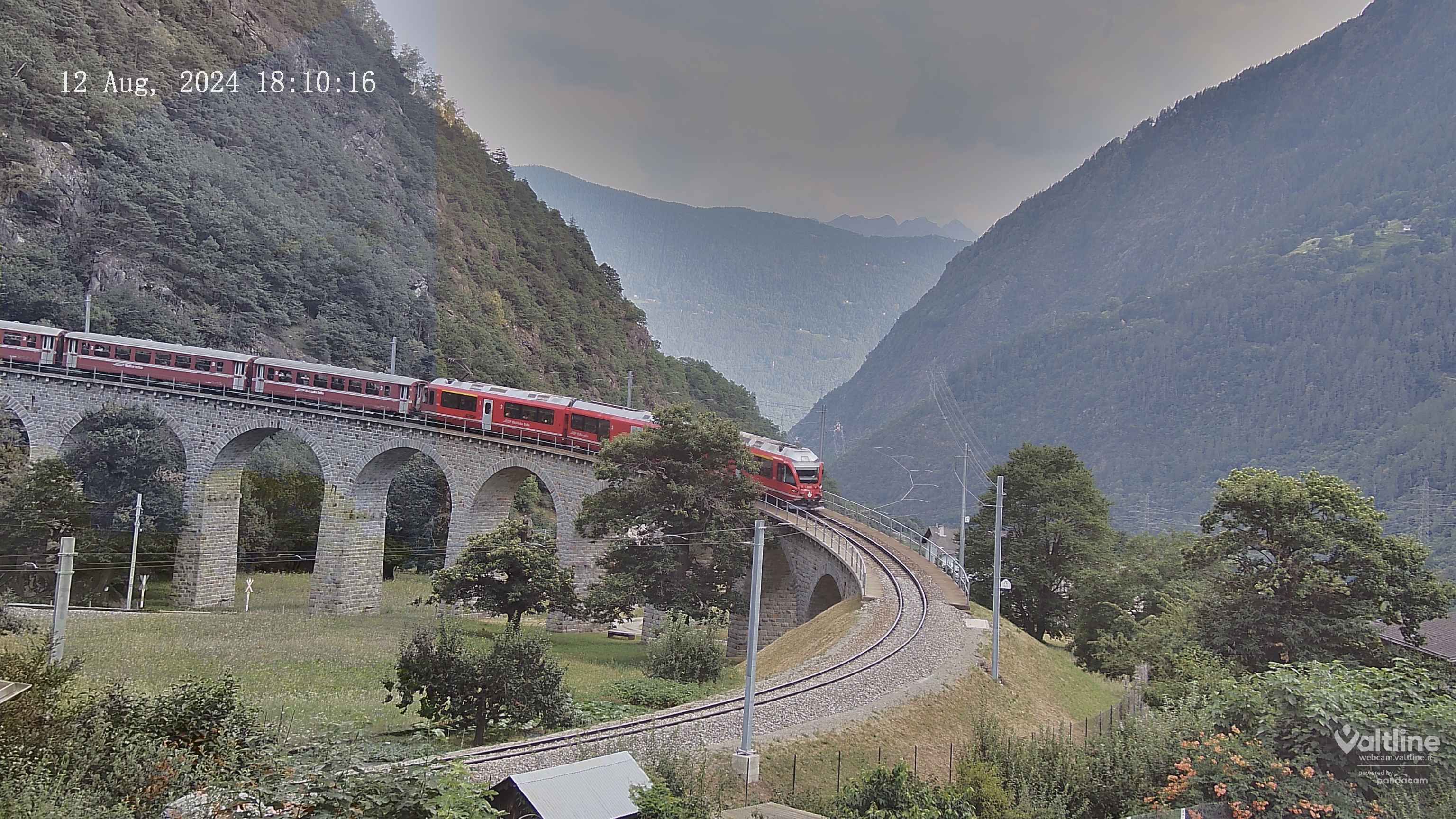 Li Canvi: Webcam Trenino Rosso - Bernina Express