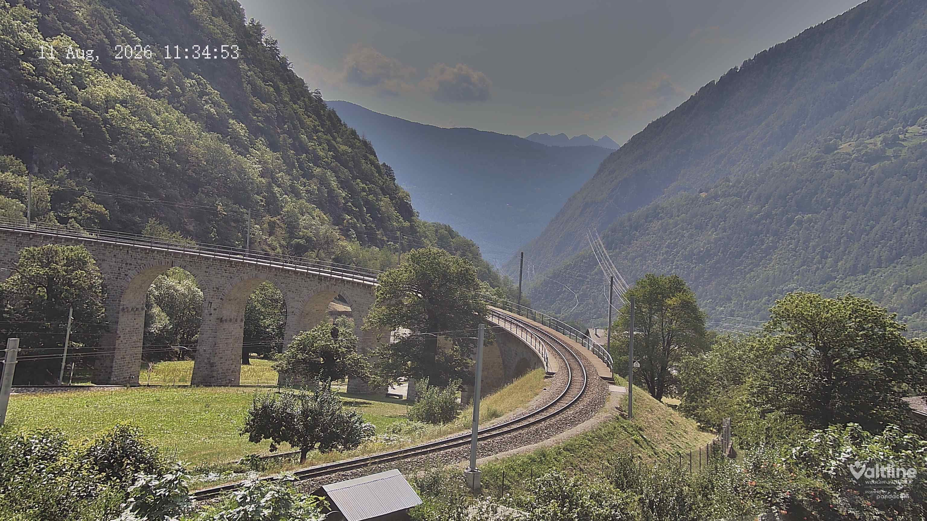Brusio: Li Canvi: Webcam Trenino Rosso - Bernina Express in Valposchiavo
