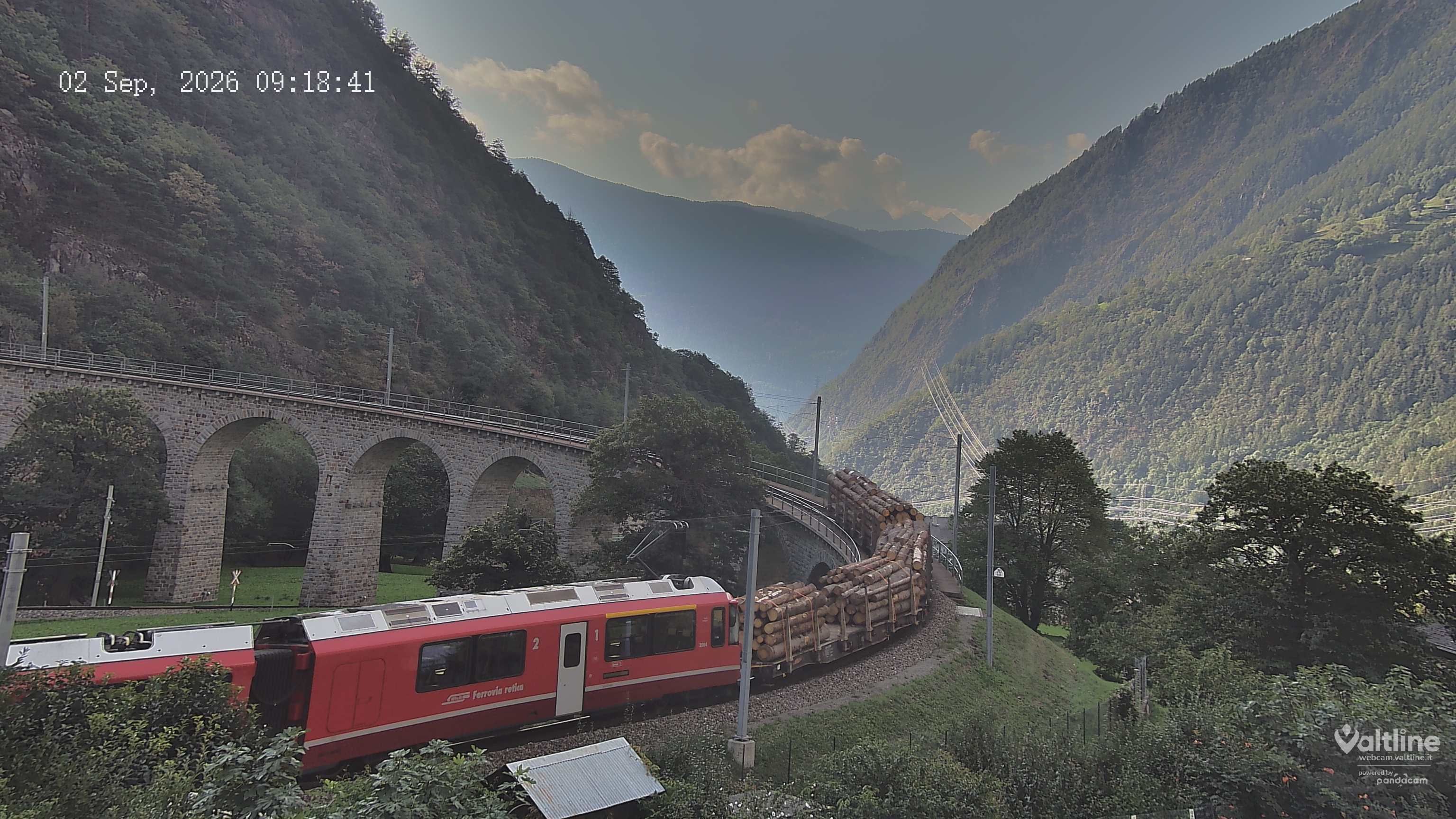 Brusio: Li Canvi: Webcam Trenino Rosso - Bernina Express in Valposchiavo
