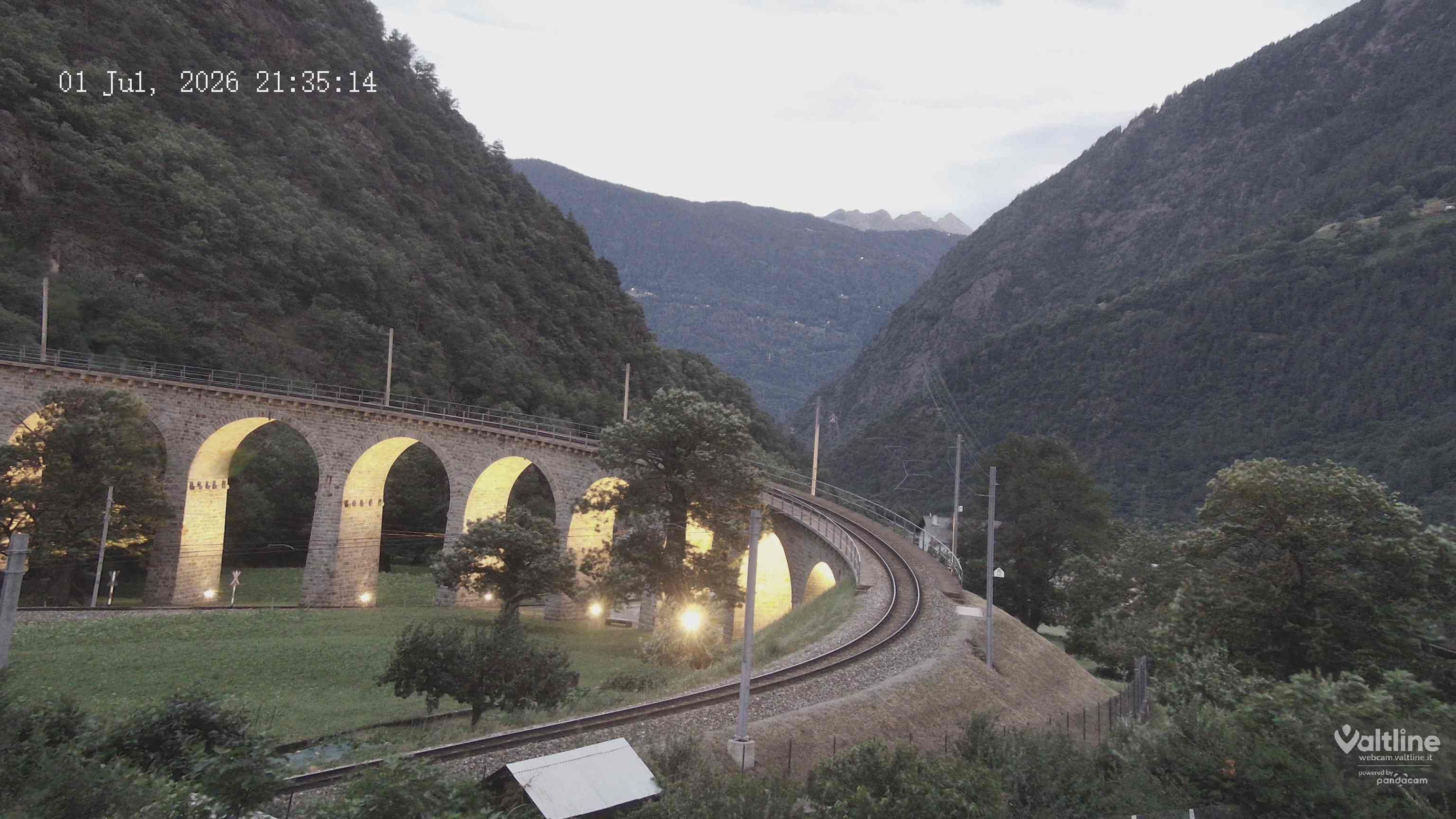 Brusio: Li Canvi: Webcam Trenino Rosso - Bernina Express in Valposchiavo