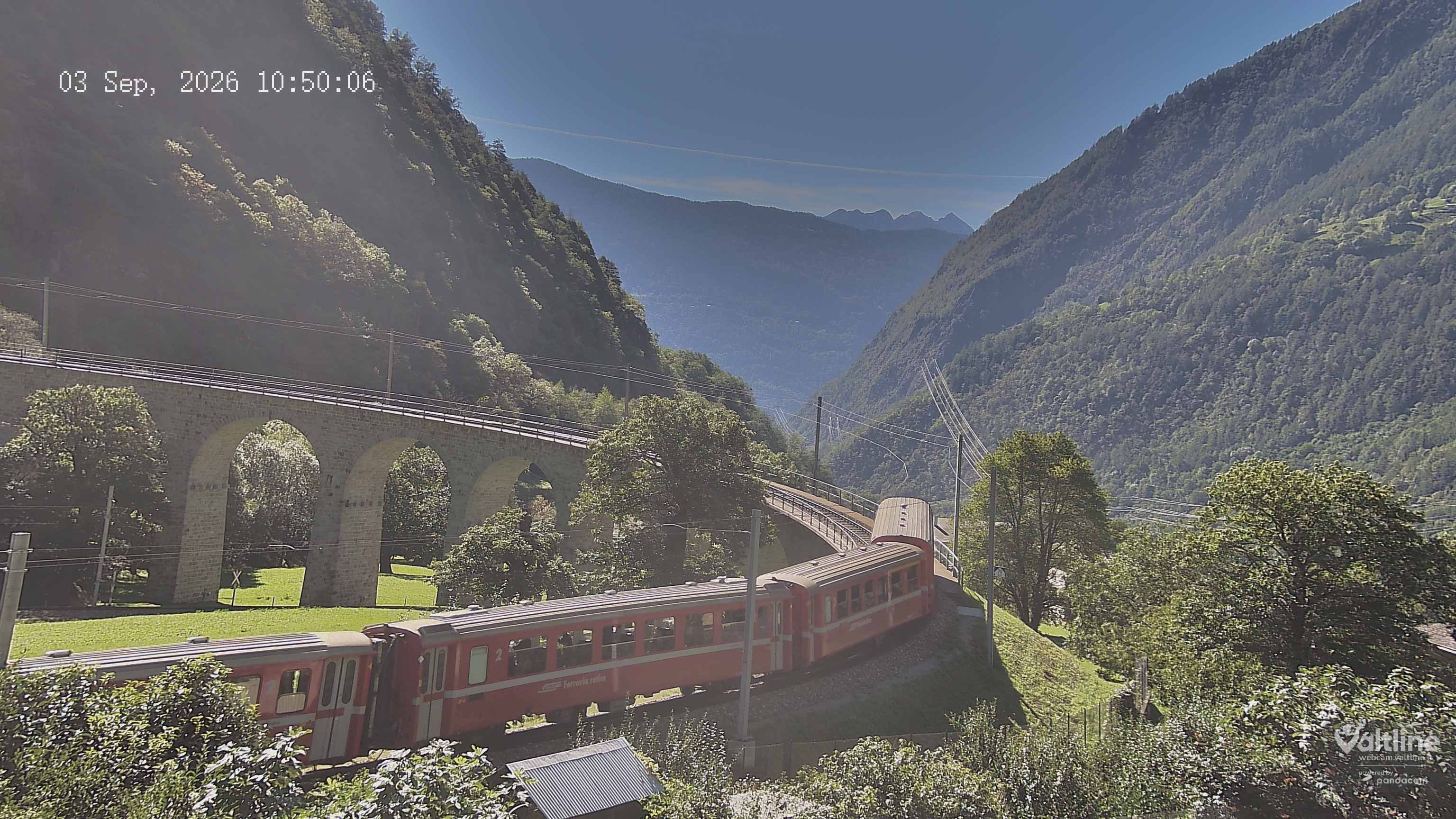 Brusio: Li Canvi: Webcam Trenino Rosso - Bernina Express in Valposchiavo