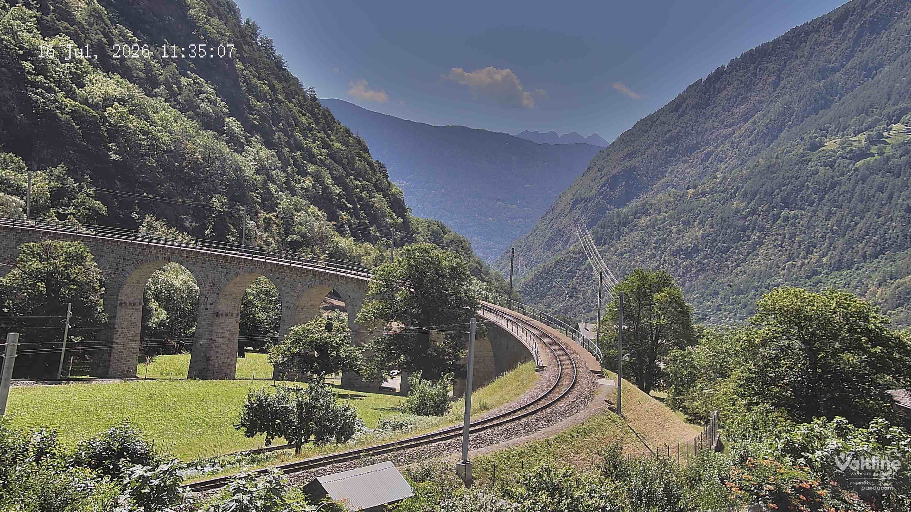 Brusio: Li Canvi: Webcam Trenino Rosso - Bernina Express in Valposchiavo