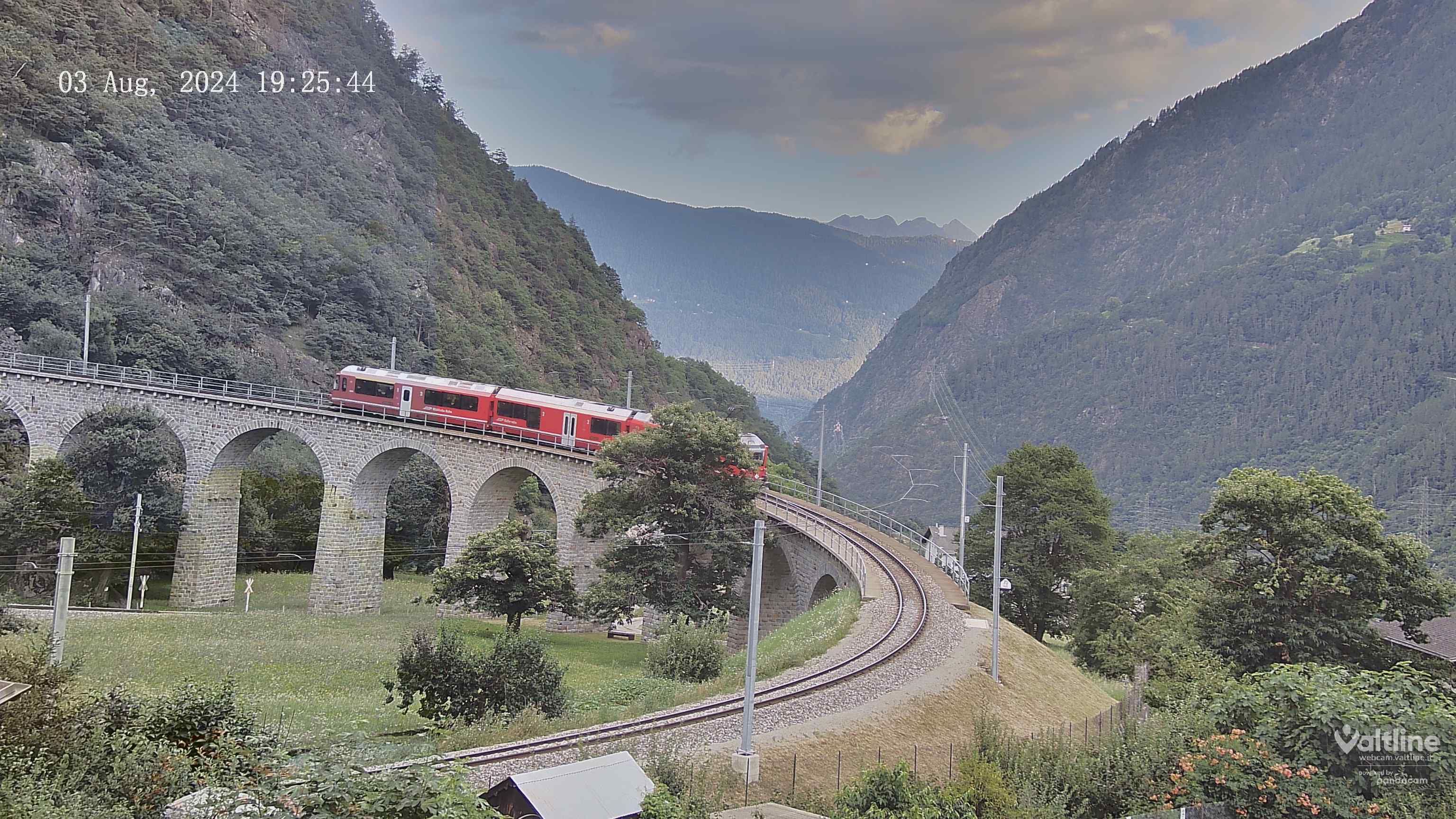 Li Canvi: Webcam Trenino Rosso - Bernina Express