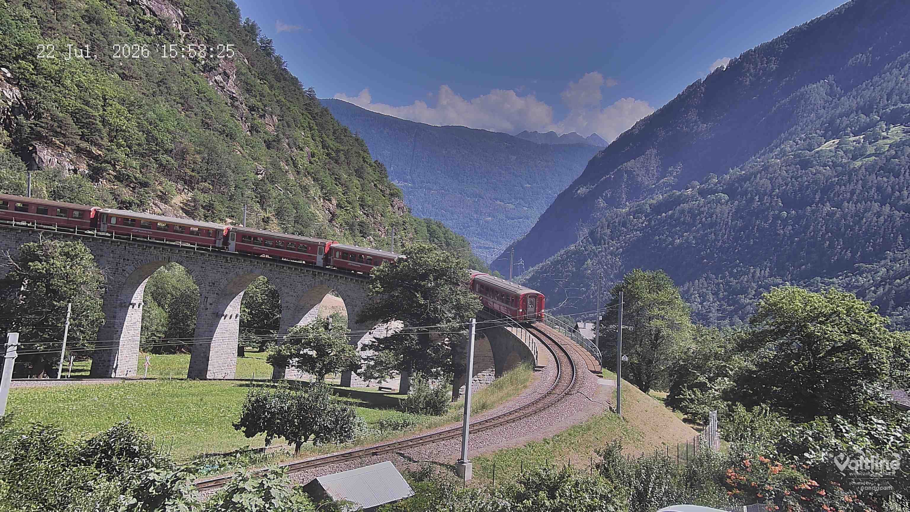 Brusio: Li Canvi: Webcam Trenino Rosso - Bernina Express in Valposchiavo