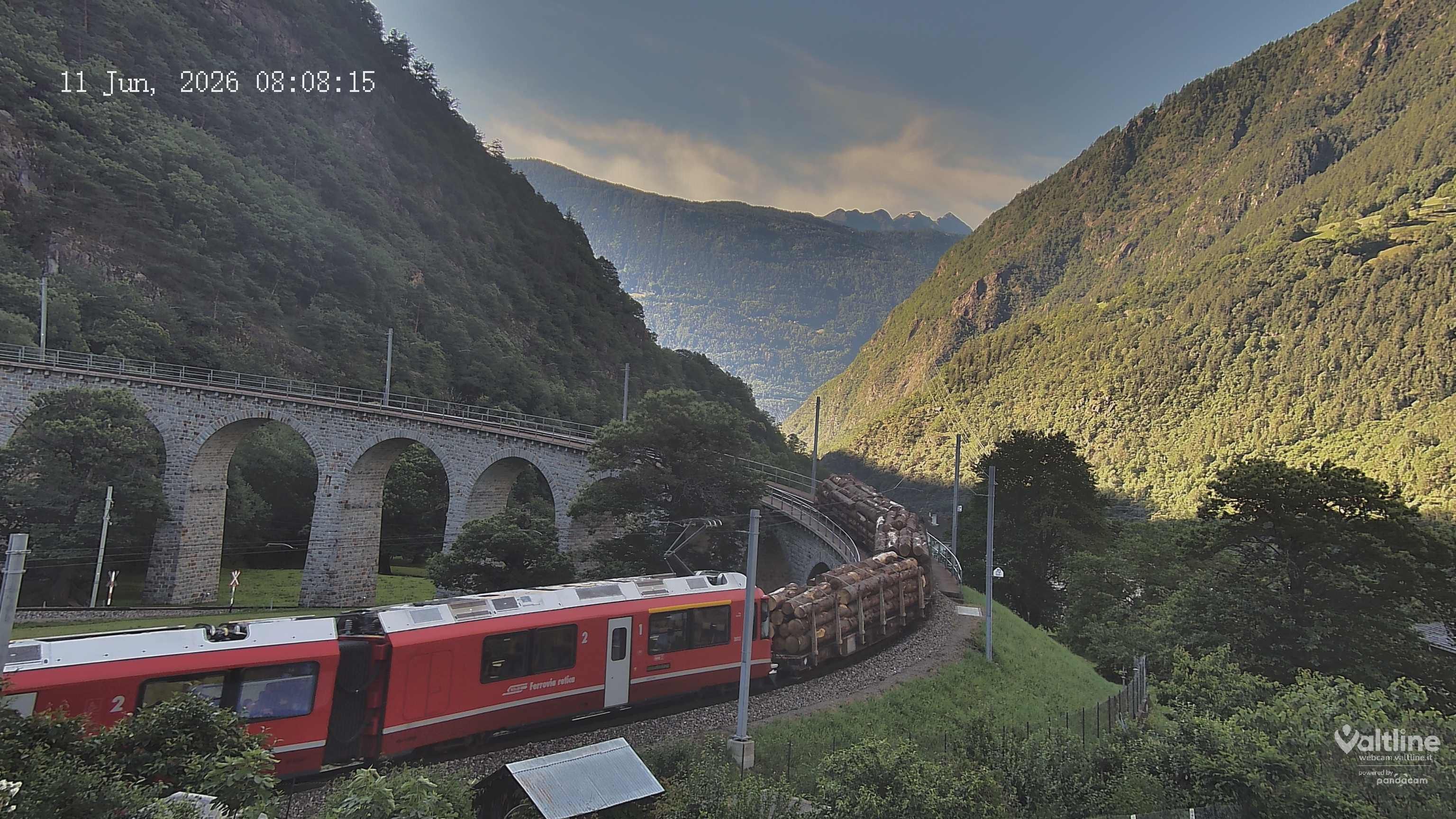 Brusio: Li Canvi: Webcam Trenino Rosso - Bernina Express in Valposchiavo