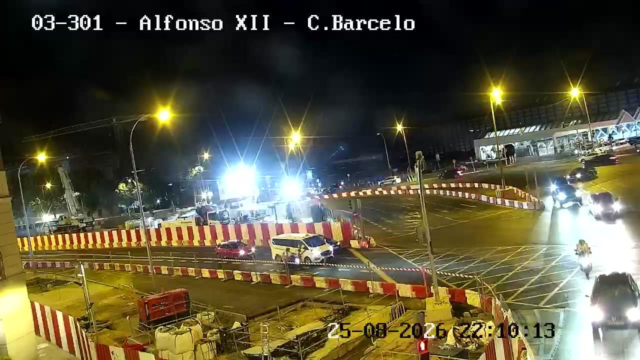 Traffic Cam Atocha: ALFONSO XII - CIUDAD DE BARCELONA