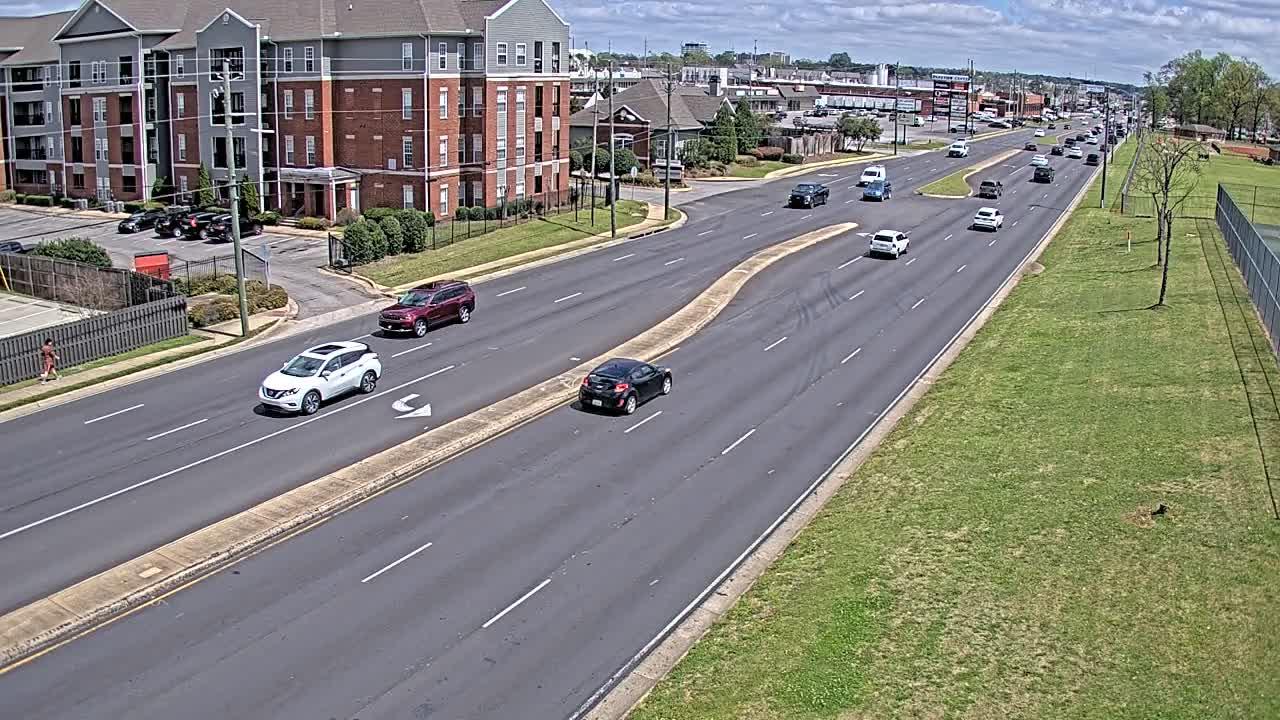 Traffic Cam Parkview › East: TUS-CAM--.