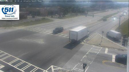 Forest Park Traffic Watch: Clay-Cam 139-1 Webcam